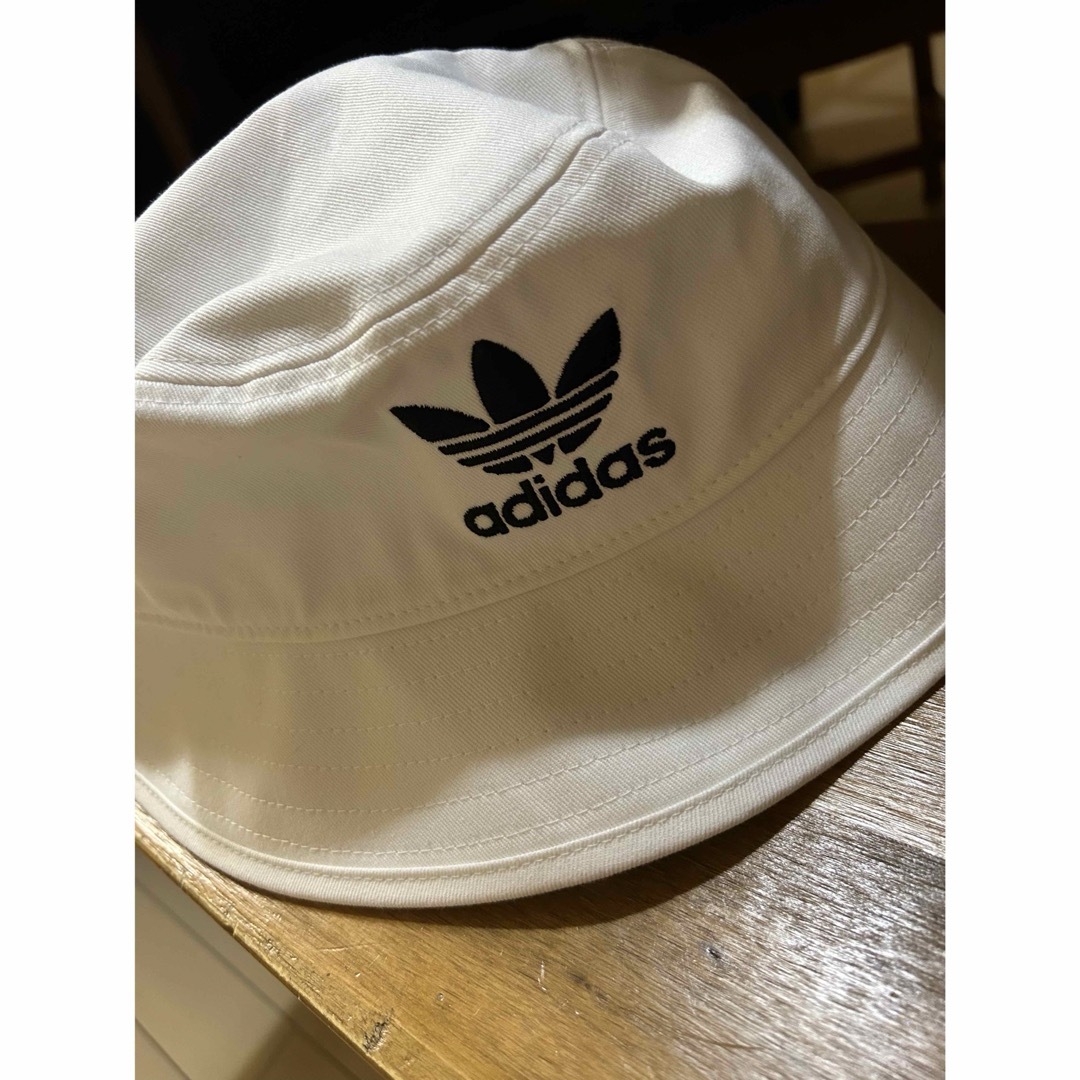 adidas(アディダス)のadidas バケハ メンズの帽子(ハット)の商品写真