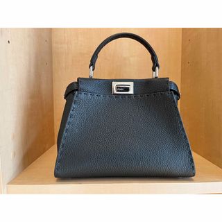 フェンディ(FENDI)の【ALAIA様専用】Fendi ピーカブーミニ(ハンドバッグ)