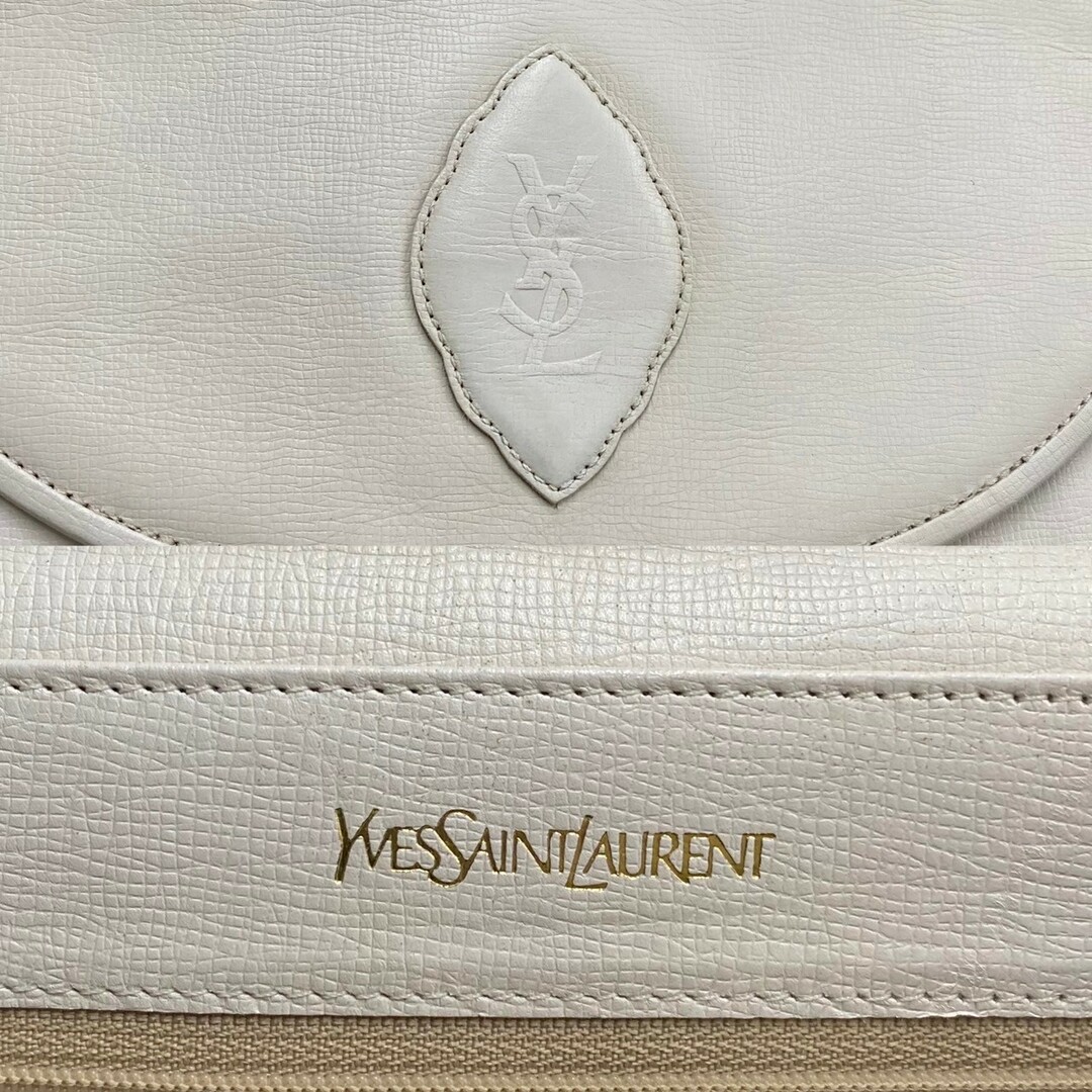 Saint Laurent(サンローラン)の極上 美品 YVES SAINT LAURENT イヴサンローラン YSL ロゴ レザー 本革 ミニ ショルダーバッグ ポシェット サコッシュ ホワイト 48593 レディースのバッグ(ショルダーバッグ)の商品写真
