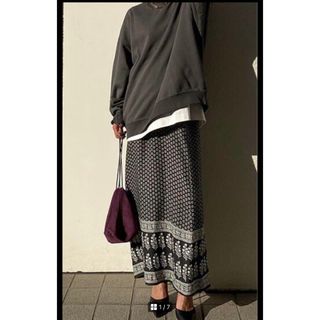 クレドナ CREDONA パネルフラワー柄タイトSK （BLACK）(ロングスカート)