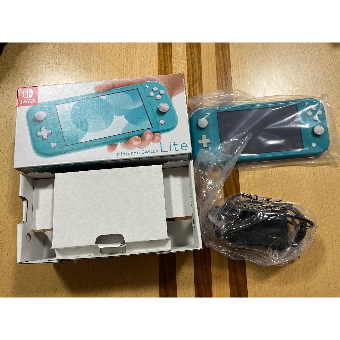 ゲームソフト/ゲーム機本体Nintendo SwitchLite ニンテンドースイッチライト