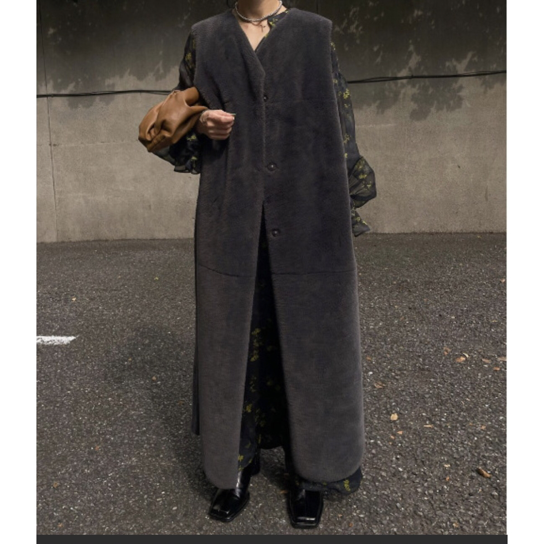 Ameri VINTAGE(アメリヴィンテージ)のMANY WAY USEFUL BOA COAT レディースのジャケット/アウター(ロングコート)の商品写真