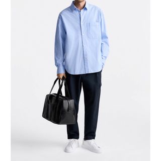 ザラ(ZARA)の新品未使用☆ザラ☆ZARA☆バッグ☆エンボスボウリングバッグ(ボストンバッグ)