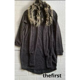 【美品】thefirstラビットマフラー付きロングニットアンゴラ混グレーＭサイズ(ニット/セーター)