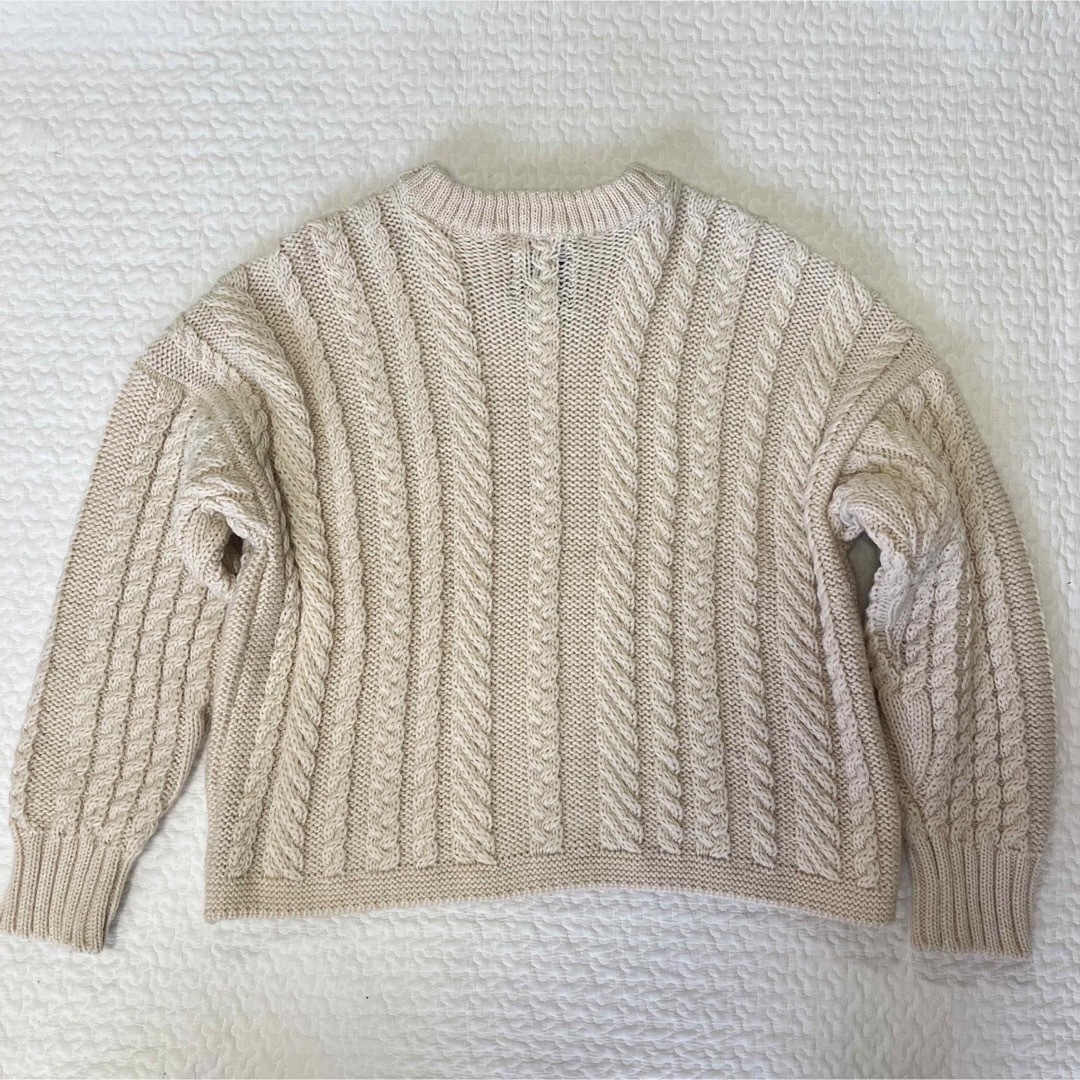 nest Robe(ネストローブ)のGUERNSEY WOOLLENS ガンジーニット ホワイト 肉厚 ケーブル レディースのトップス(ニット/セーター)の商品写真