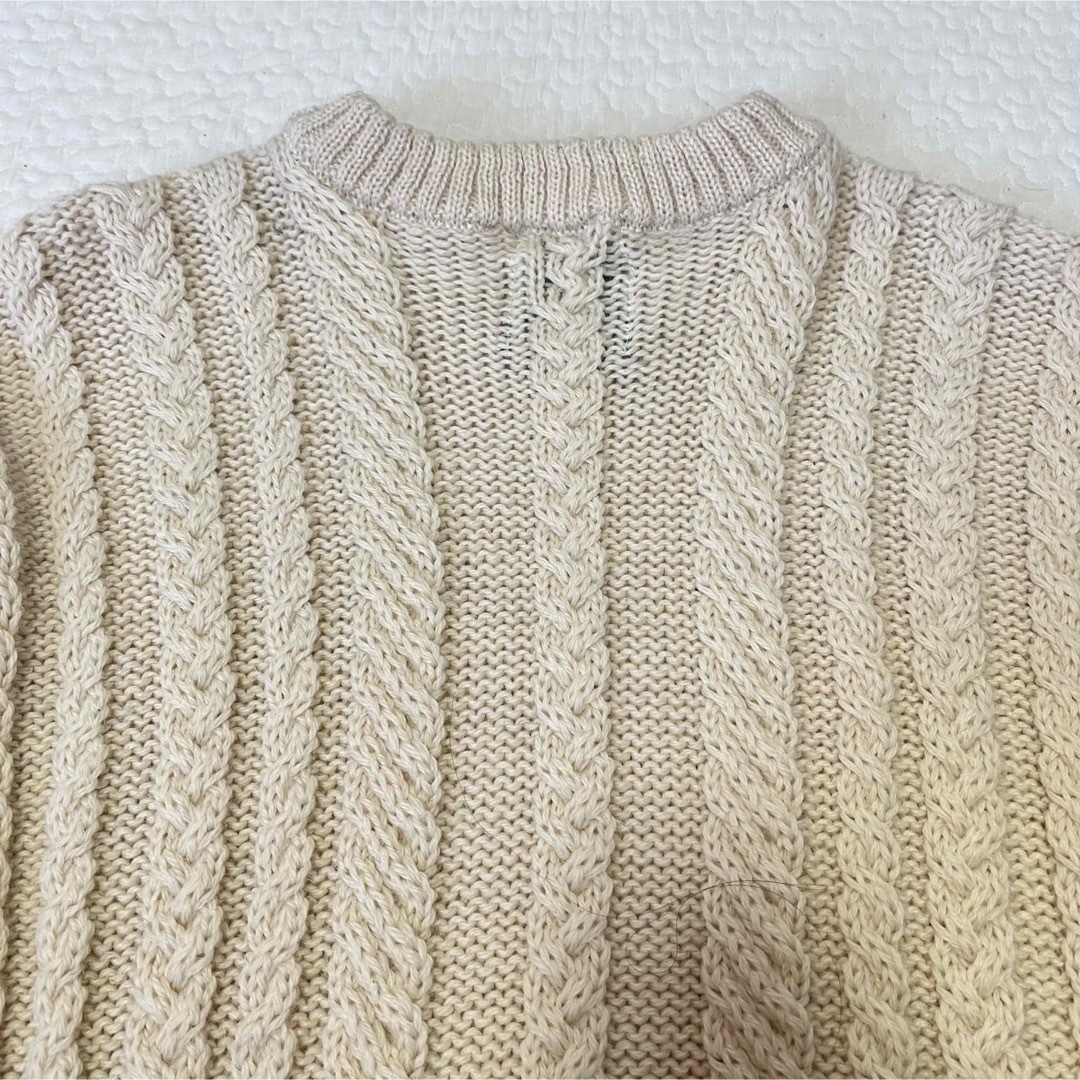 nest Robe(ネストローブ)のGUERNSEY WOOLLENS ガンジーニット ホワイト 肉厚 ケーブル レディースのトップス(ニット/セーター)の商品写真