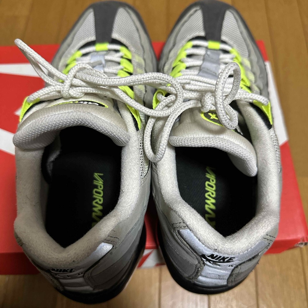 NIKE(ナイキ)のNIKE AIR MAX 95 vapor vapor max 95 メンズの靴/シューズ(スニーカー)の商品写真