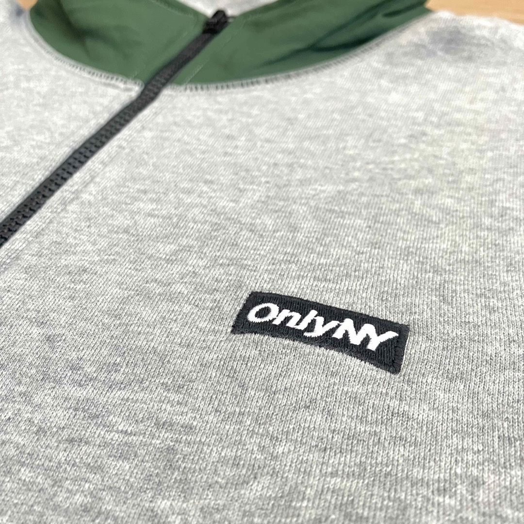 ONLY NY(オンリーニューヨーク)のOnly NY WISM別注 LOGO QUARTER-ZIP メンズのトップス(スウェット)の商品写真