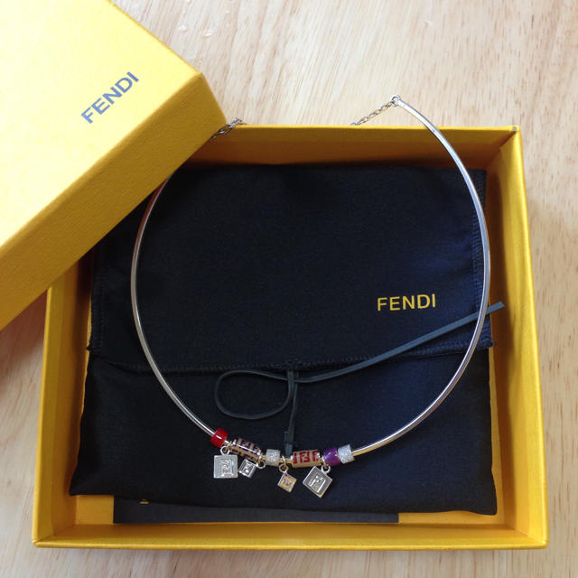 FENDI(フェンディ)の(新品)FENDI ネックレス レディースのアクセサリー(ネックレス)の商品写真