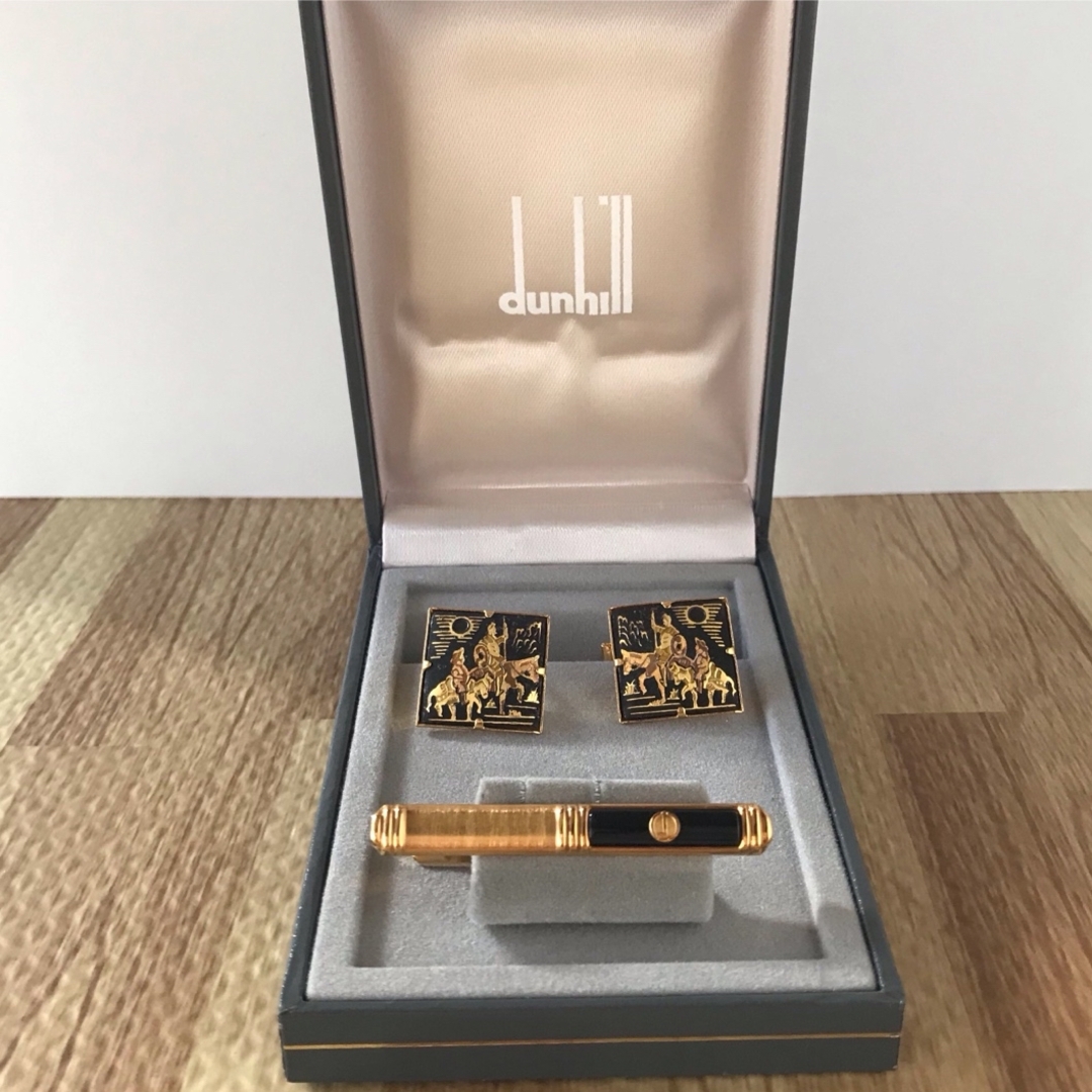 Dunhill(ダンヒル)のカフス　ネクタイピン　dunhill メンズのファッション小物(カフリンクス)の商品写真