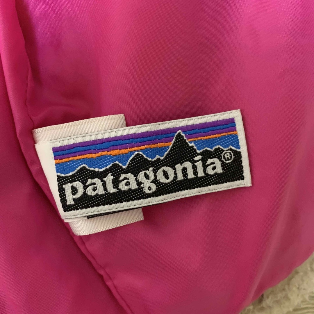 patagonia(パタゴニア)のパタゴニア　ベスト　3T キッズ/ベビー/マタニティのキッズ服女の子用(90cm~)(ジャケット/上着)の商品写真