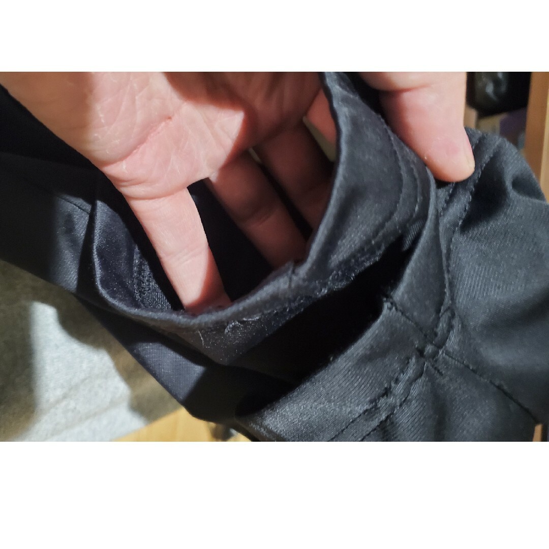 Charhartt WIP(カーハートダブリューアイピー)のcarhartt wip トラックパンツ　ジャージ メンズのパンツ(その他)の商品写真