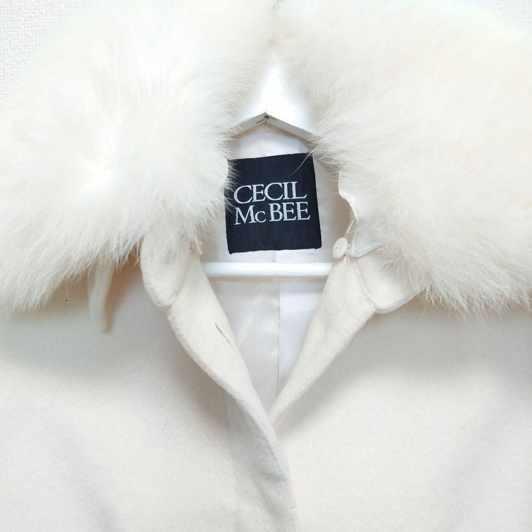 CECIL McBEE(セシルマクビー)のCECIL McBEE フォックスファー ウールジャケット ショートコート ９号 レディースのジャケット/アウター(テーラードジャケット)の商品写真