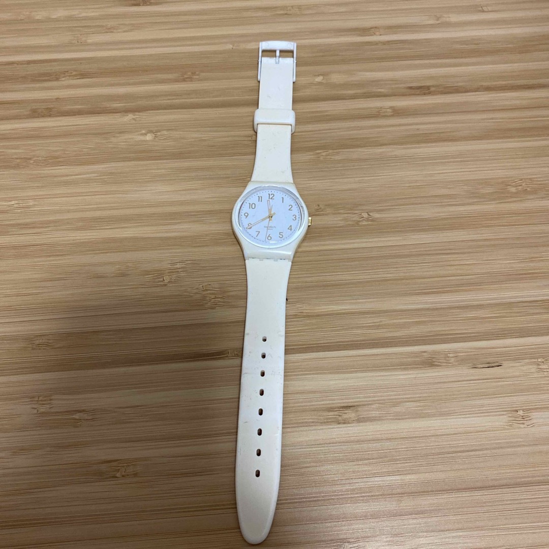 swatch(スウォッチ)のスウォッチ　swatch 腕時計　白 レディースのファッション小物(腕時計)の商品写真