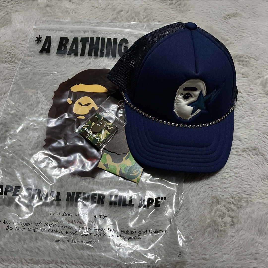 キャップAPE BAPE KAWS ラインストーン　CAP キャップ　スワロフスキー