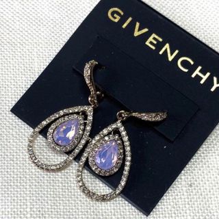 ジバンシィ(GIVENCHY)の未使用　GIVENCHY  ジバンシー  ラインストーン　ドロップビジューピアス(ピアス)