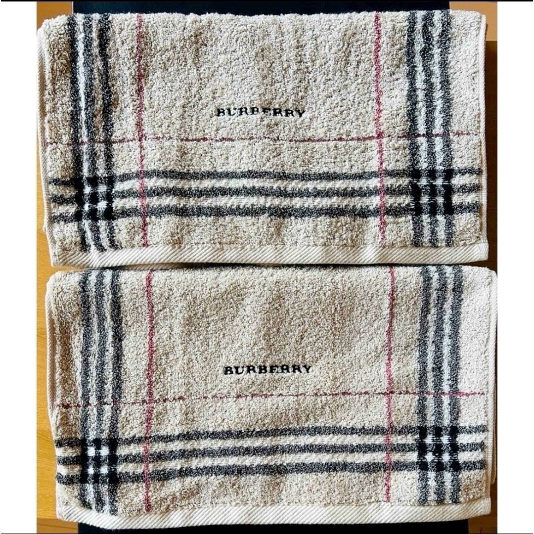 BURBERRY(バーバリー)の【 新品 】    BURBERRY  バーバリー　　フェイスタオル　２枚 インテリア/住まい/日用品の日用品/生活雑貨/旅行(タオル/バス用品)の商品写真