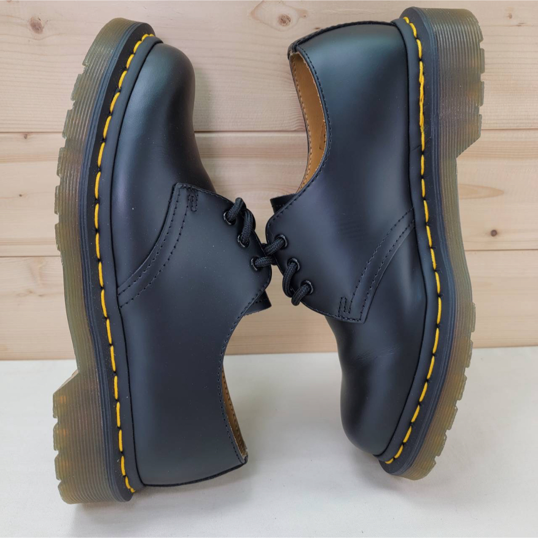 Dr.Martens(ドクターマーチン)のドクターマーチン 3ホール ブラック23cm UK4 レディースの靴/シューズ(ローファー/革靴)の商品写真