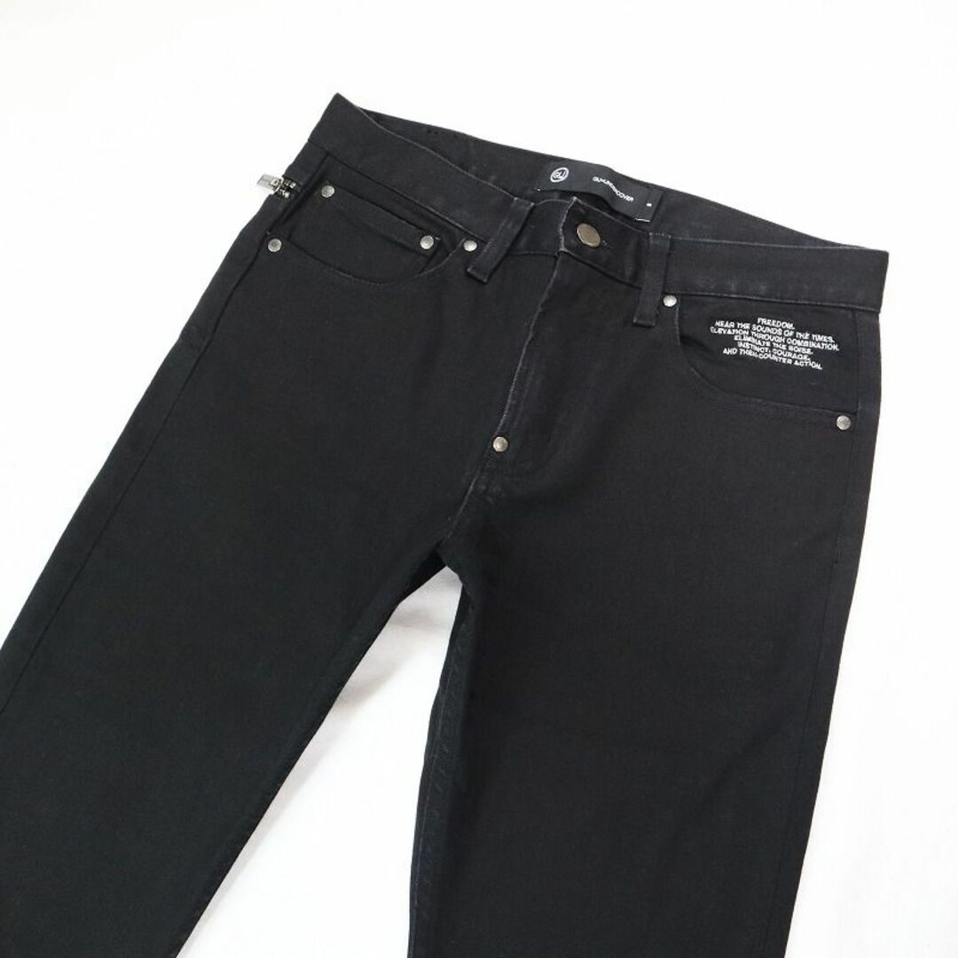 GU(ジーユー)のGU アンダーカバー コラボデニムパンツ ブラックストレートジーンズ Sサイズ メンズのパンツ(デニム/ジーンズ)の商品写真