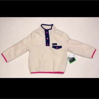 ベビーギャップ(babyGAP)の新品タグ付き♥GAP♥ホワイトアウター♥100cm(ジャケット/上着)