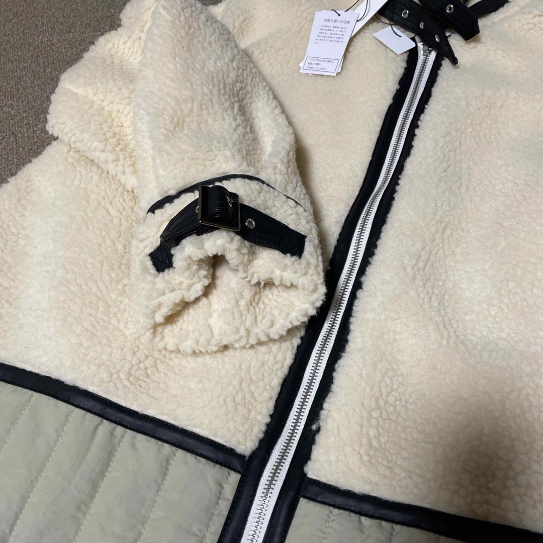 SCOT CLUB(スコットクラブ)のradiateボアキルティングコート(お値下げ中) レディースのジャケット/アウター(ロングコート)の商品写真