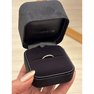 ティファニー(Tiffany & Co.)のティファニー 3p ダイヤモンド クラシック バンドリング Pt950(リング(指輪))