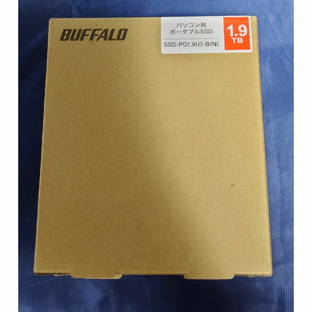 ★美品★ ポータブルSSD BUFFALO SSD-PG1.9U3-BPC/タブレット