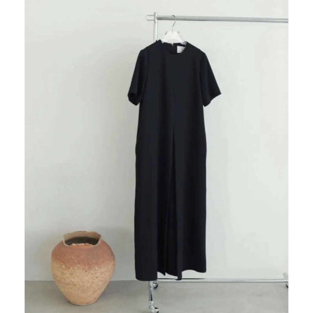 TODAYFUL(トゥデイフル)の【新品 タグ値札付】Halfsleeve Tuck Dress black レディースのワンピース(ロングワンピース/マキシワンピース)の商品写真