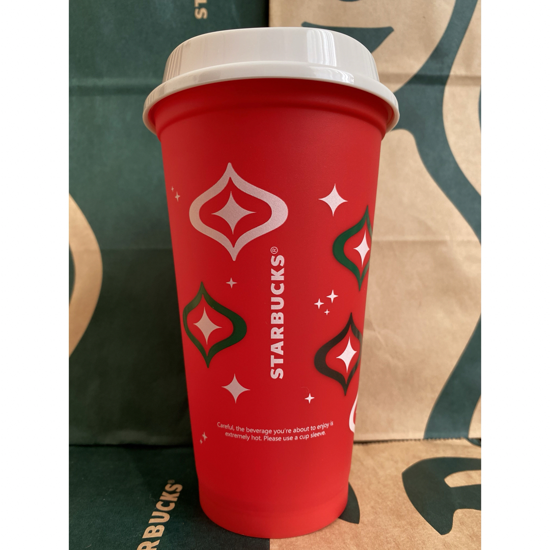 Starbucks Coffee(スターバックスコーヒー)のホリデー2023リユーザブルカップ専用ドリンクホールキャップベアリスタサンタ2個 インテリア/住まい/日用品のキッチン/食器(タンブラー)の商品写真
