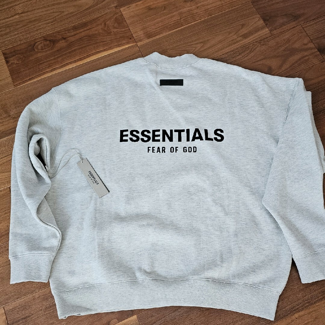 冬バーゲン特別送料無料！ ESSENTIALS Essentials スウェットロゴ