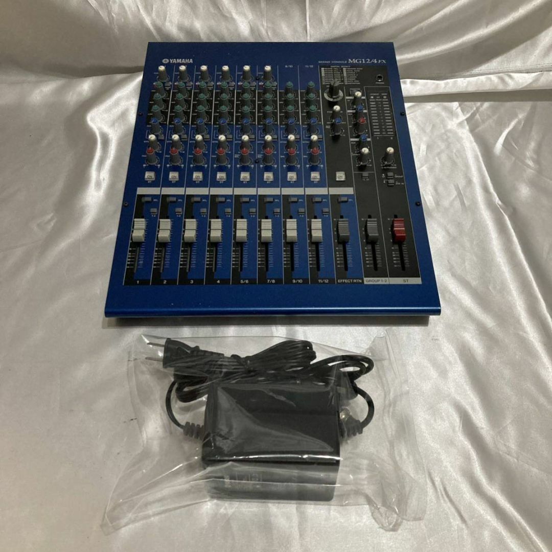 美品 アナログミキサー ヤマハ MG12 4FX MIXING CONSOLE 美品 アナログミキサー ヤマハ MG12 4FX MIXING CONSOLE