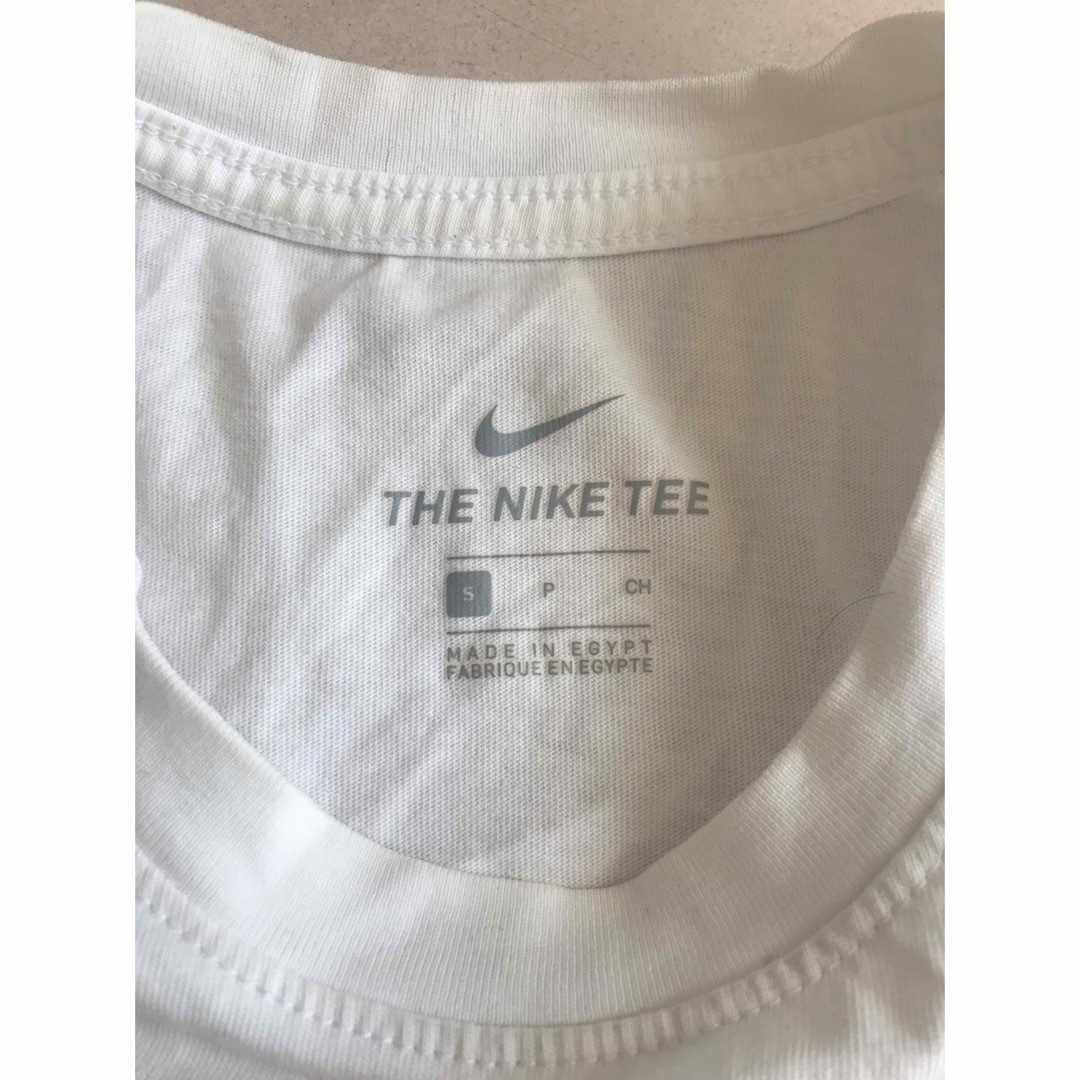 NIKE(ナイキ)のナイキ　レディース　Tシャツ レディースのトップス(Tシャツ(半袖/袖なし))の商品写真