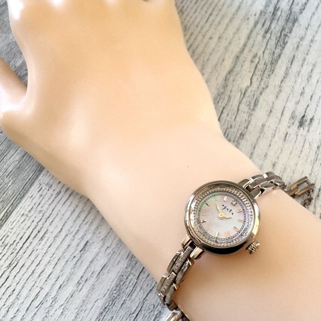 agate ソーラー式腕時計定価40000円ほど