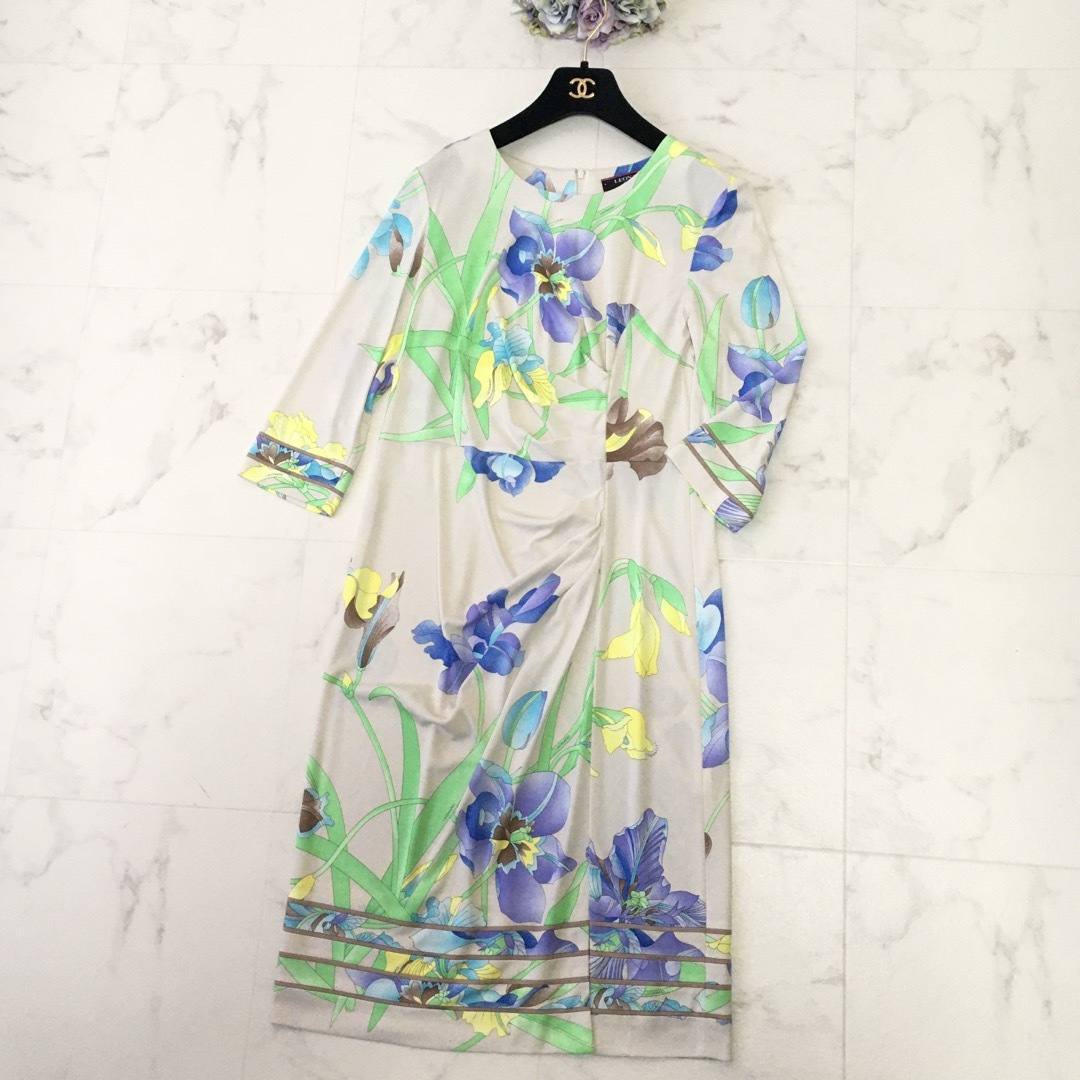 レディース美品　LEONARD レオナール　近年　カンカン　美しい花柄　ドレス　ワンピース