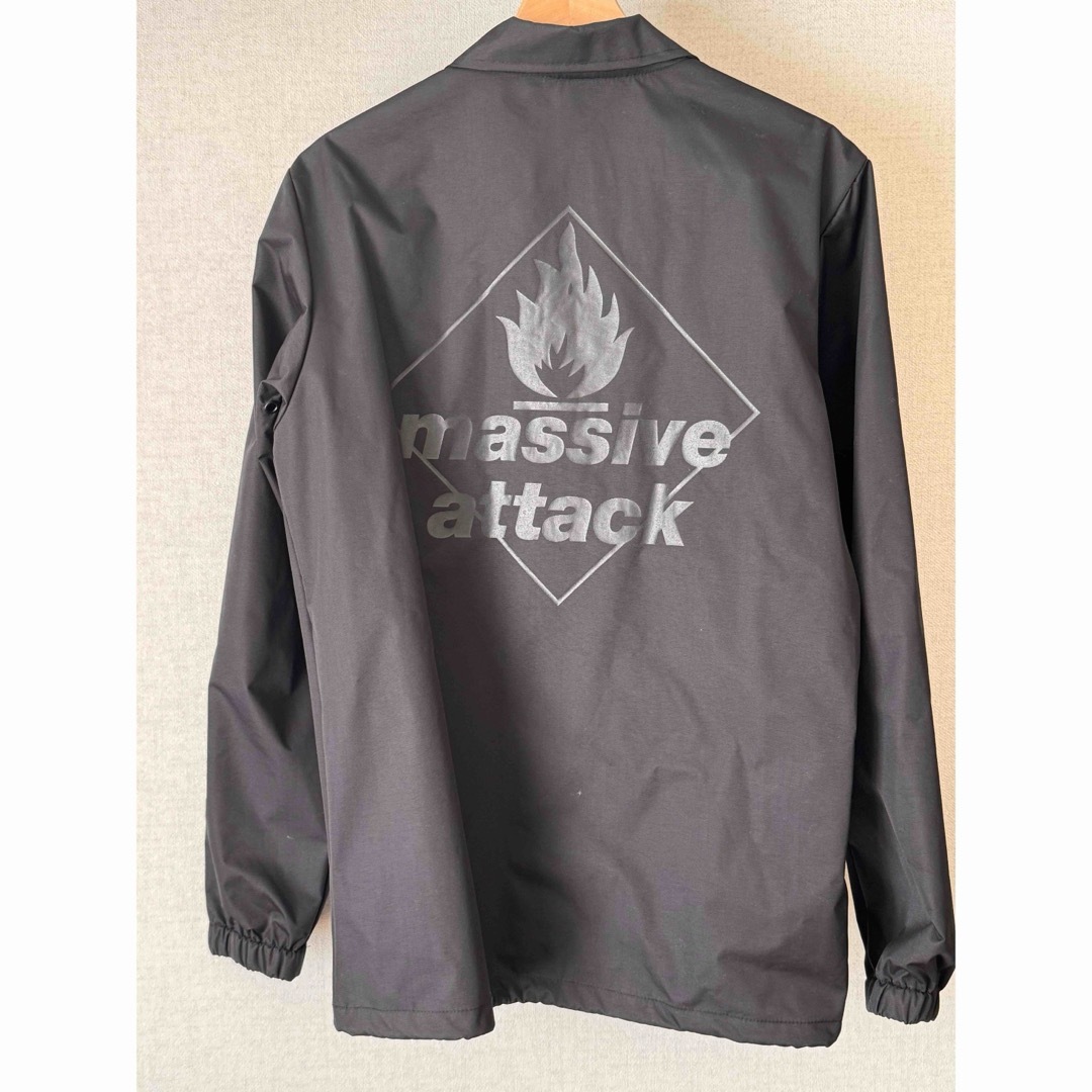 SOPH(ソフ)のmassive attack coach jacket メンズのジャケット/アウター(ナイロンジャケット)の商品写真