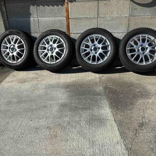 ブリヂストン(BRIDGESTONE)のBLIZZAK VRX2スタッドレス(タイヤ・ホイールセット)