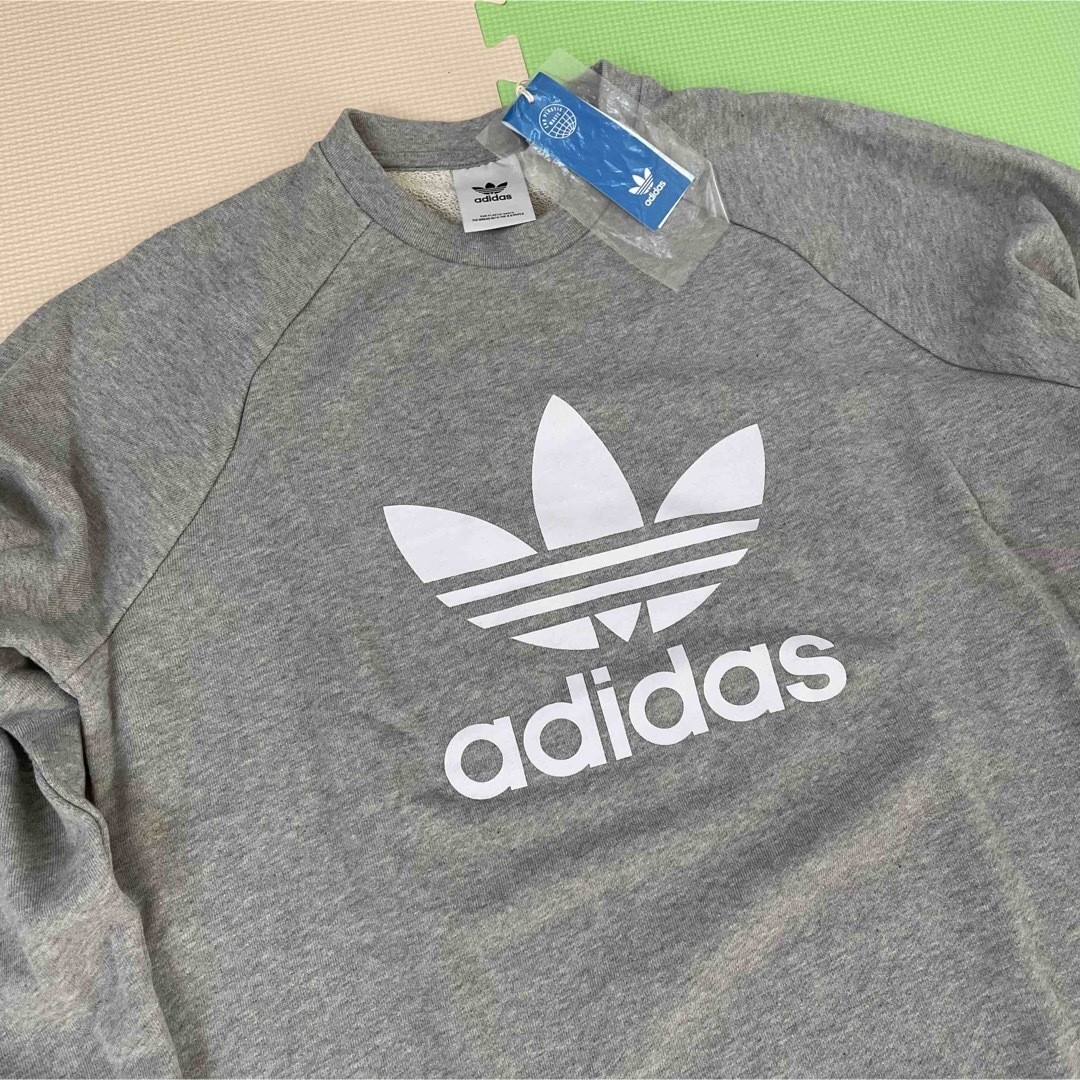 adidas(アディダス)の★新品★アディダスオリジナルス グレー　白　スウェット　ビッグシルエット メンズのトップス(スウェット)の商品写真