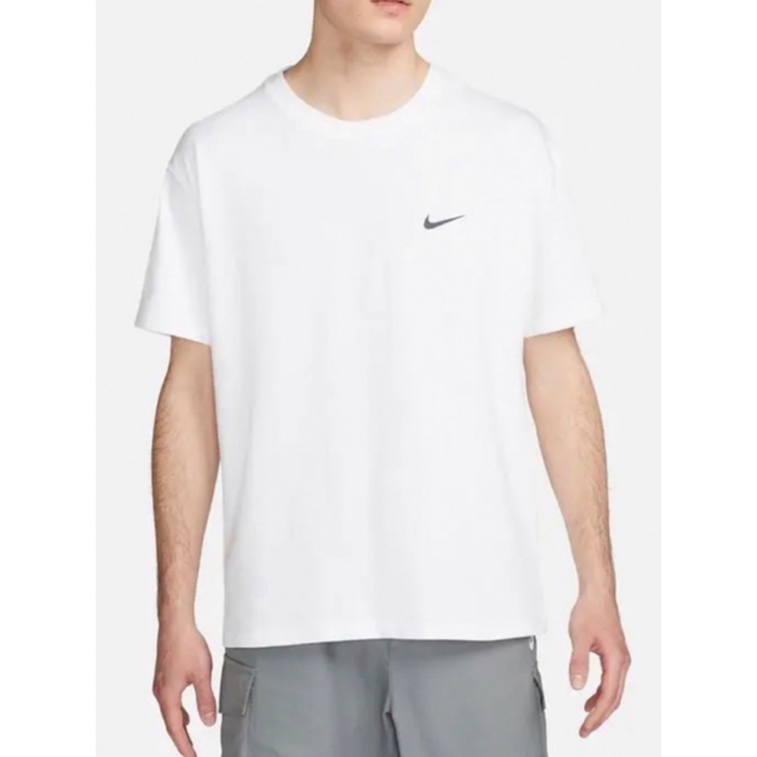 NIKE(ナイキ)の希少サイズ　ナイキ　NIKE スニーカー柄　Tシャツ　XXL 新品 メンズのトップス(Tシャツ/カットソー(半袖/袖なし))の商品写真