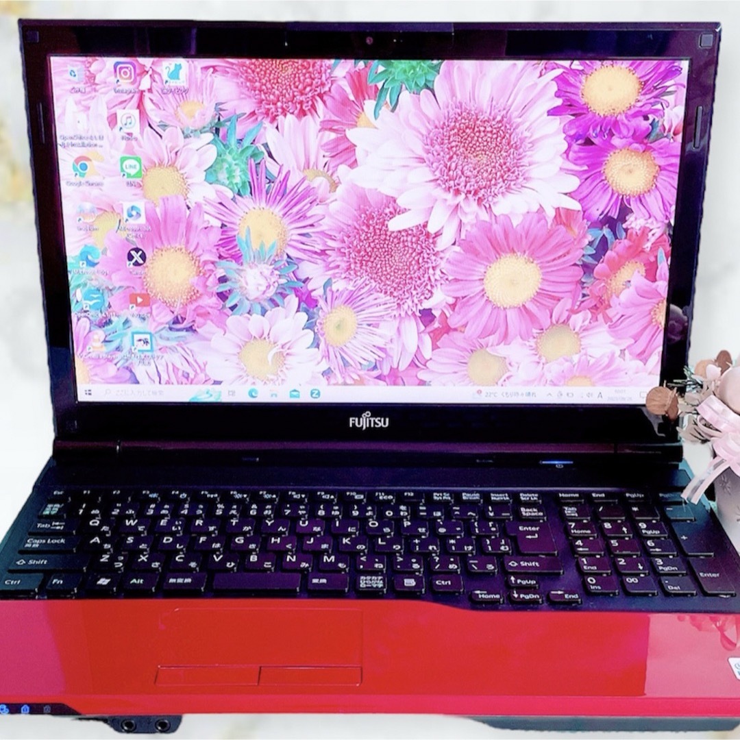 すぐに使える☆大人気赤ノートパソコン♪メモリ8G☆webカメラで在宅 すぐに使える☆大人気赤ノートパソコン♪メモリ8G☆webカメラで在宅
