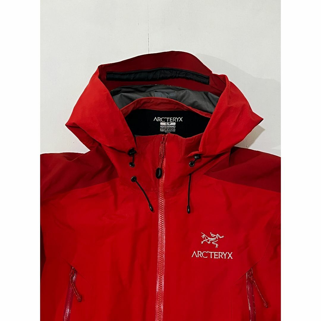 ARC'TERYX(アークテリクス)の【ARC’TERYX】アークテリクス Beta AR JACKET マウンパ メンズのジャケット/アウター(マウンテンパーカー)の商品写真