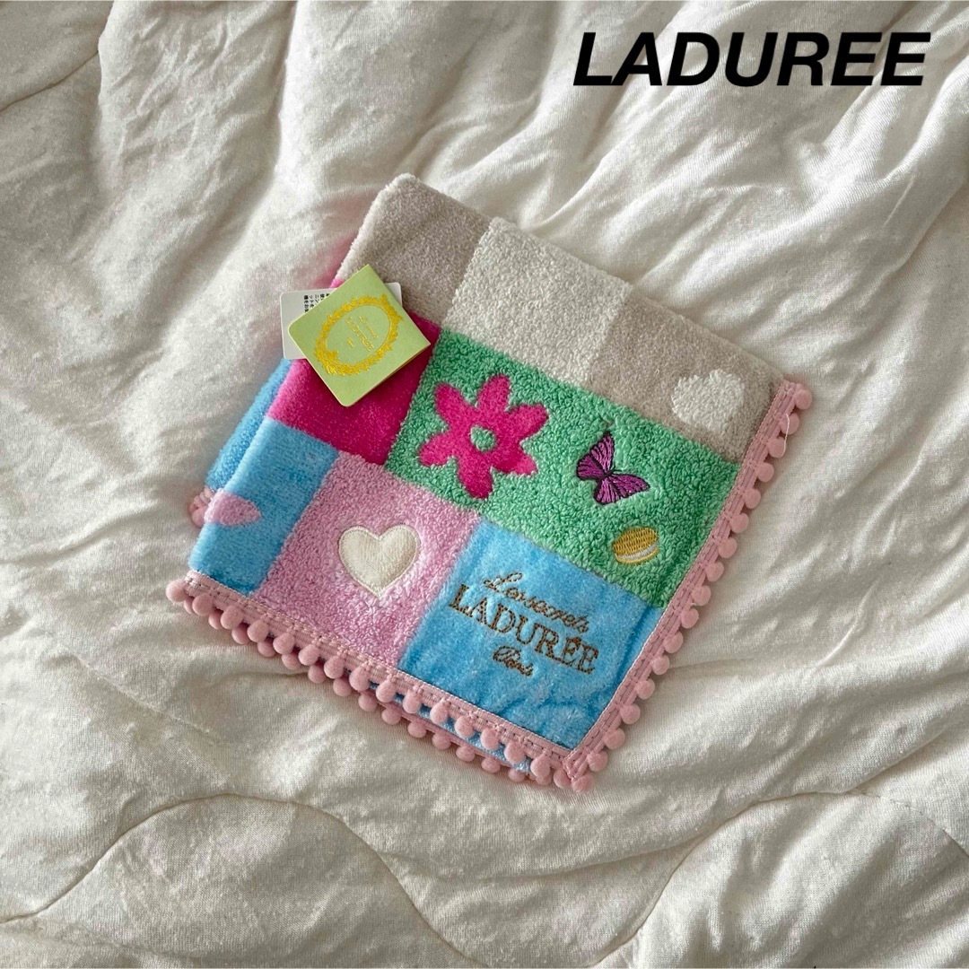 LADUREE(ラデュレ)のLADUREE｜ハンドタオル レディースのファッション小物(ハンカチ)の商品写真