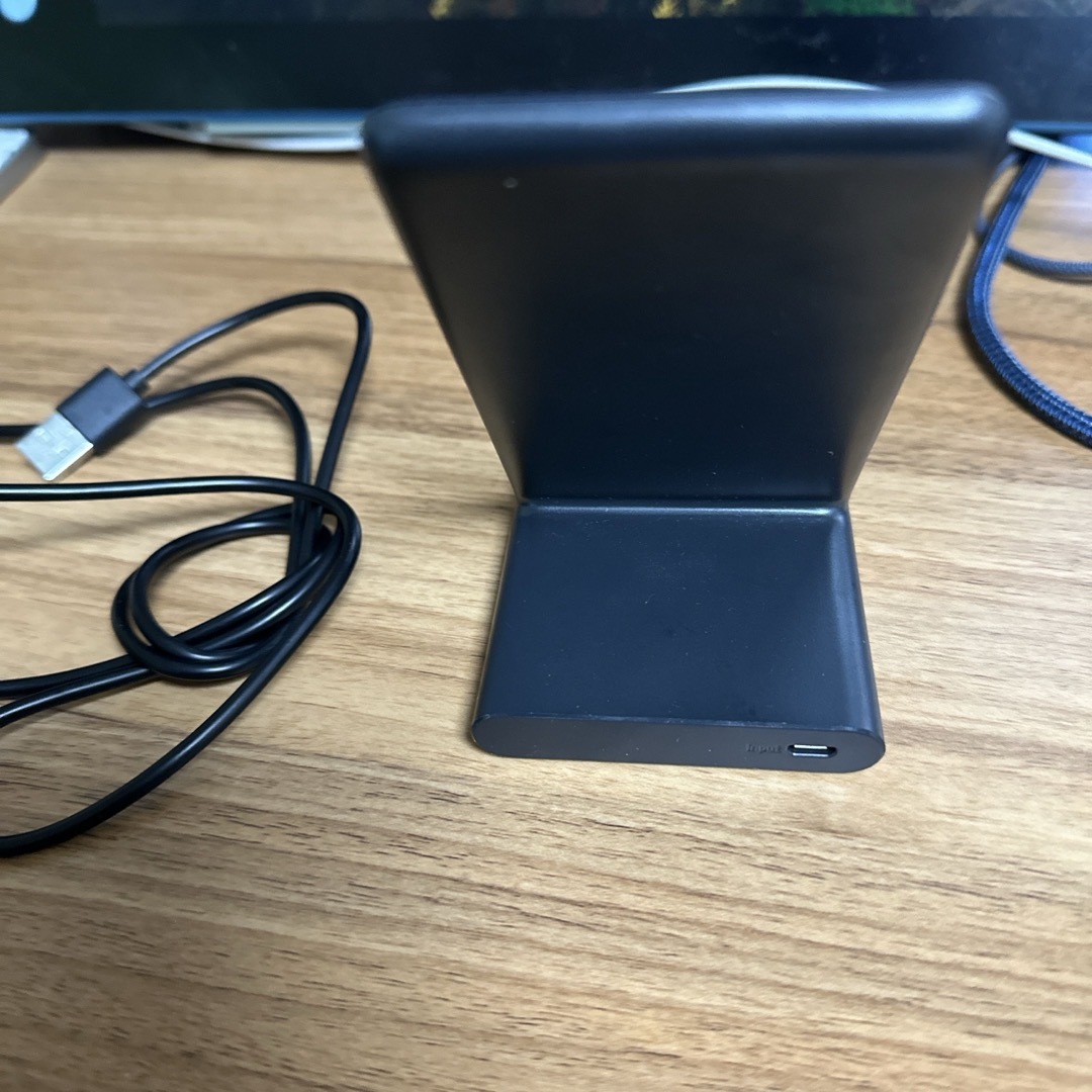 anker 充電スタンド　powerwave stand スマホ/家電/カメラのスマートフォン/携帯電話(バッテリー/充電器)の商品写真