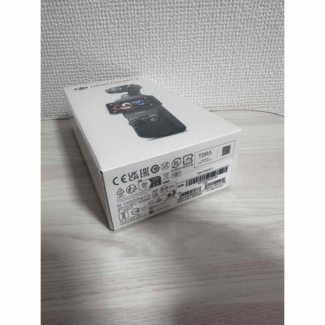 新品未開封 DJI Osmo Pocket 3 YouTube ポケット3 スマホ/家電/カメラのカメラ(ビデオカメラ)の商品写真
