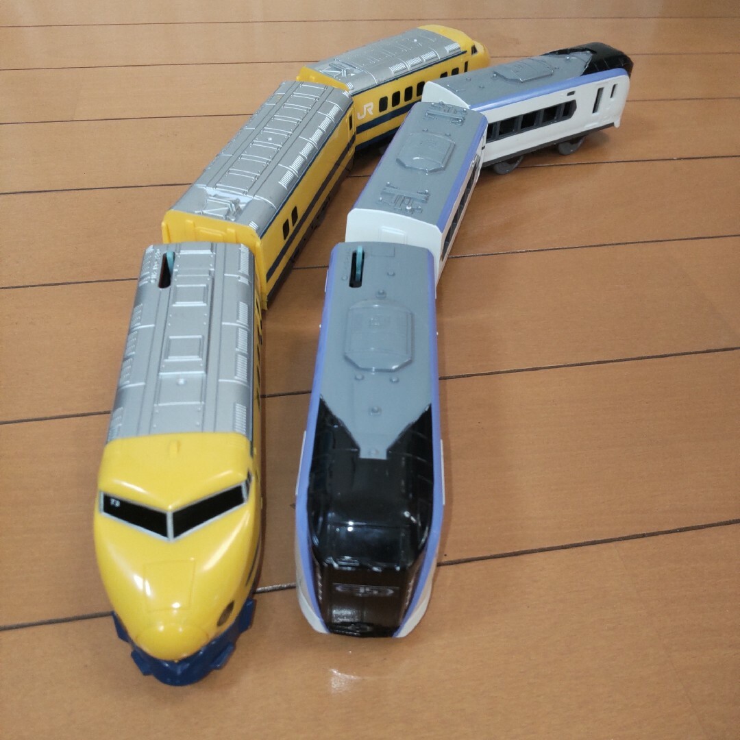 Takara Tomy(タカラトミー)のプラレール ドクターイエローT3とあずさ エンタメ/ホビーのおもちゃ/ぬいぐるみ(鉄道模型)の商品写真