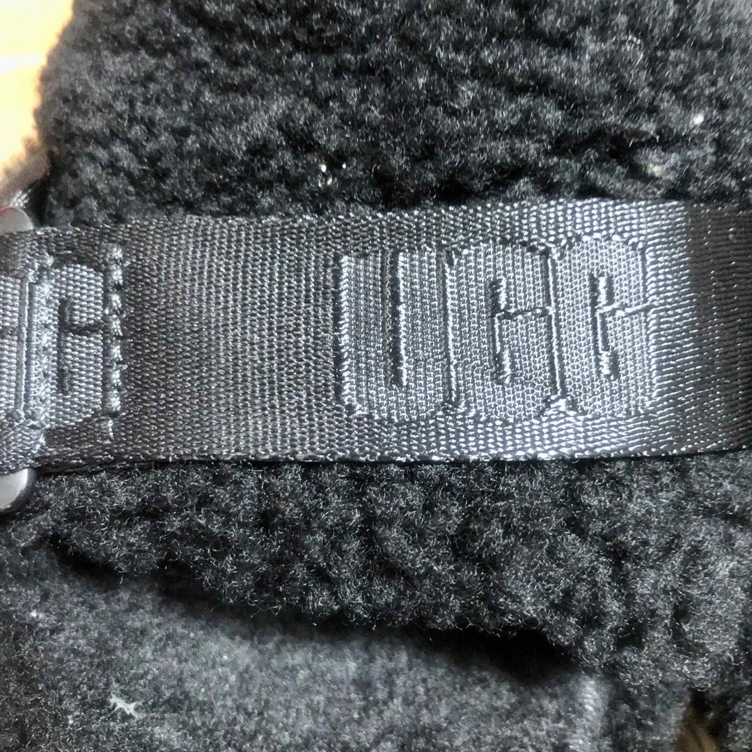 UGG(アグ)のアグ レディース サンダル フラッフィータ サンダル　23cm レディースの靴/シューズ(サンダル)の商品写真