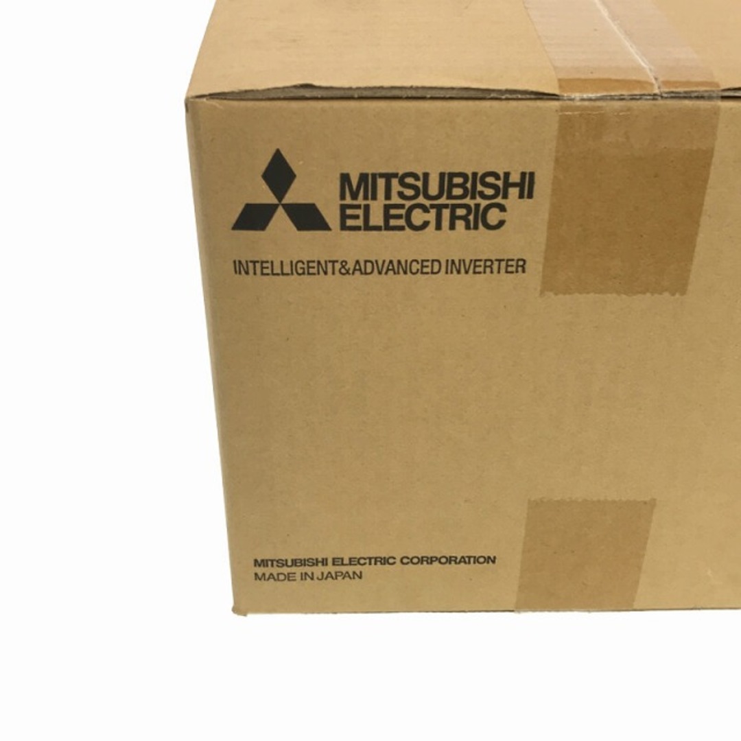 三菱電機(ミツビシデンキ)の☆未使用品☆MITHUBISHI 三菱電機 高機能・高性能インバータ FREQROL-A800シリーズ 三相200V FR-A820-5.5K-1 2023年製 82954 自動車/バイクのバイク(工具)の商品写真