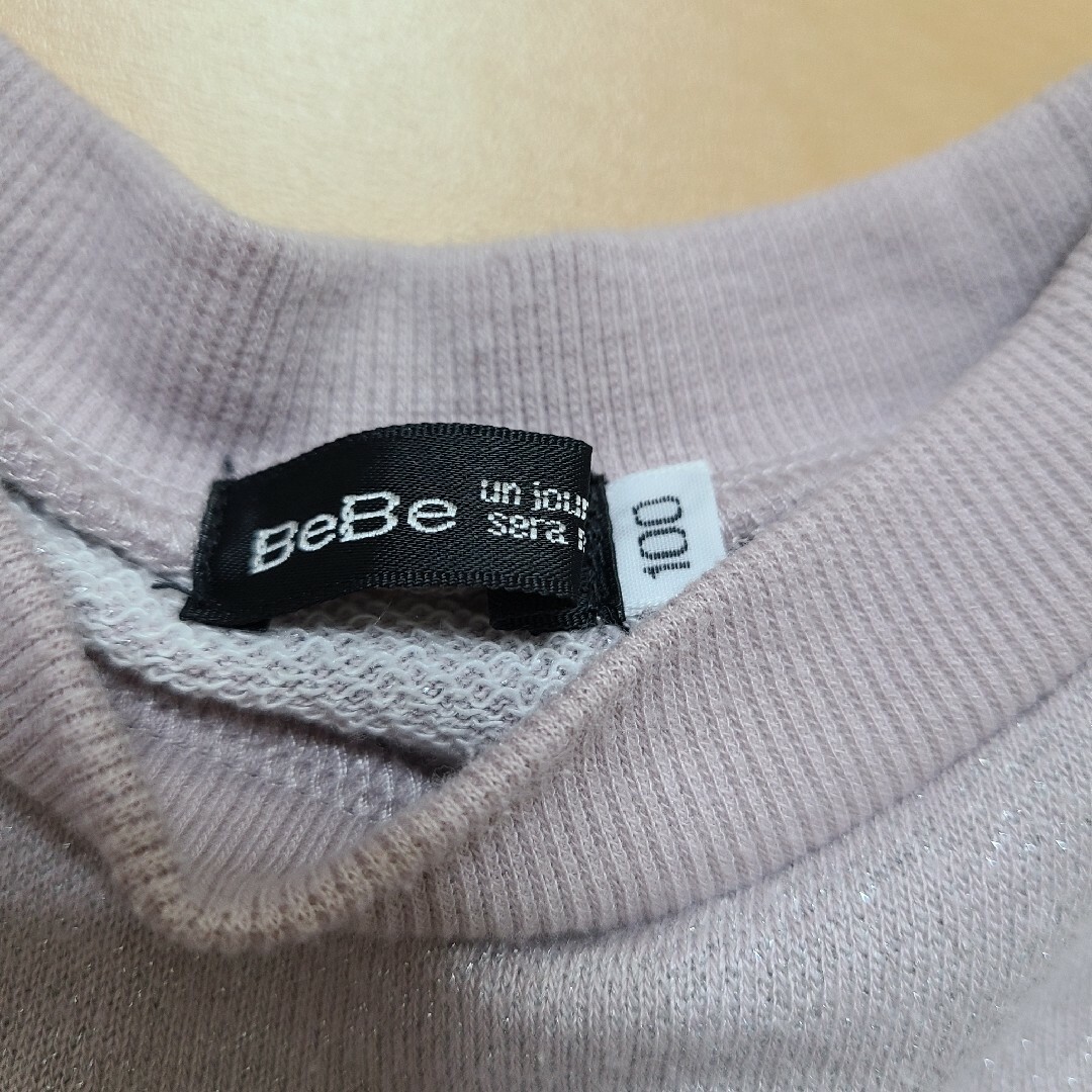 BeBe(ベベ)のBeBe 100 ラメ入り トレーナー キッズ/ベビー/マタニティのキッズ服女の子用(90cm~)(Tシャツ/カットソー)の商品写真