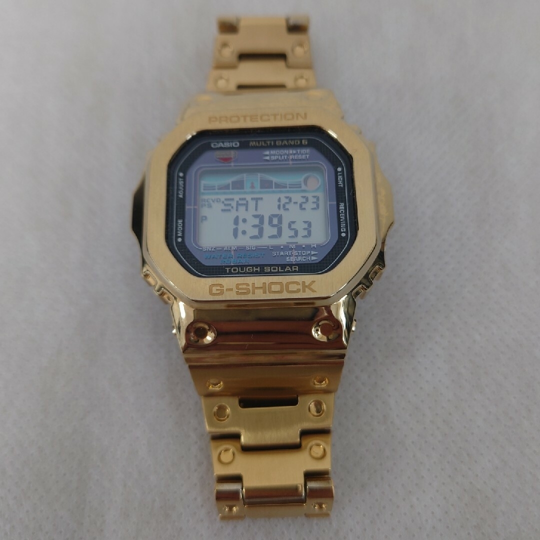 G-SHOCK(ジーショック)のG-SHOCK ゴールド メンズの時計(腕時計(デジタル))の商品写真