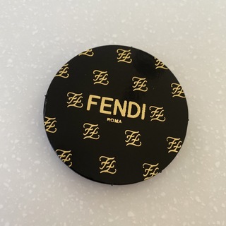 フェンディ(FENDI)のFENDI フェンディ　クリップ　磁石(ショップ袋)