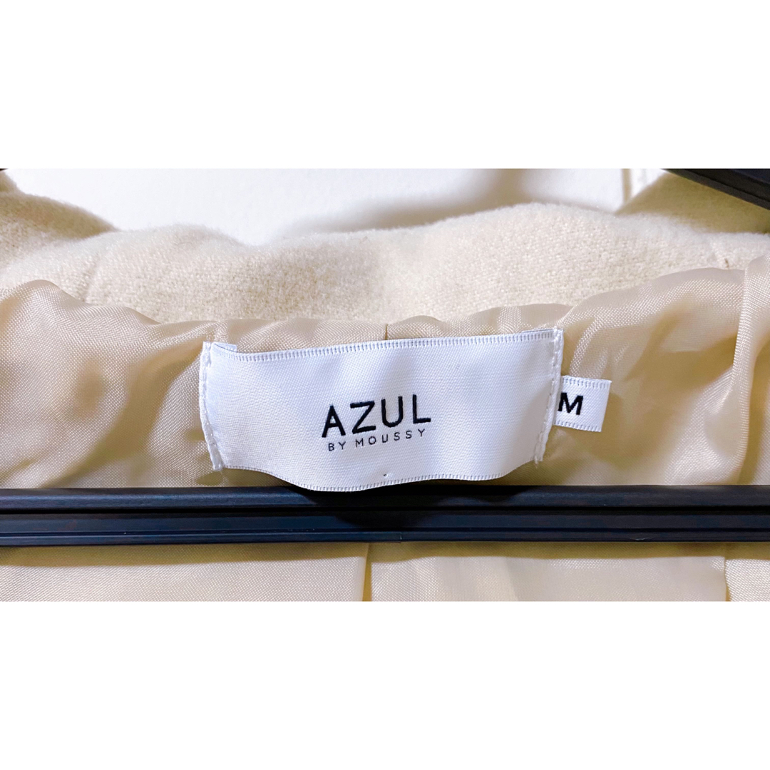 AZUL by moussy(アズールバイマウジー)の新品　アズールバイマウジー　コート　フード　フーディ　ベージュ レディースのジャケット/アウター(ロングコート)の商品写真